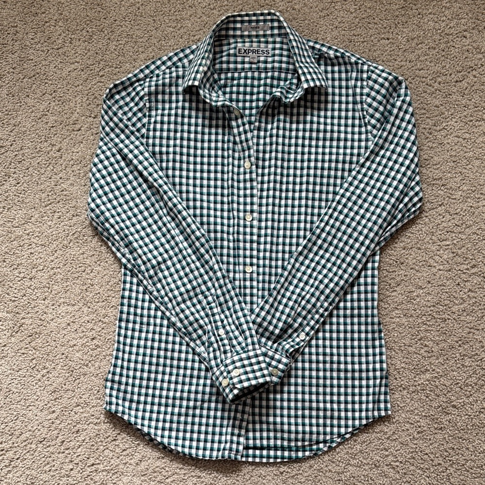 Express Men's Green and White Checkered Fitted Shirt